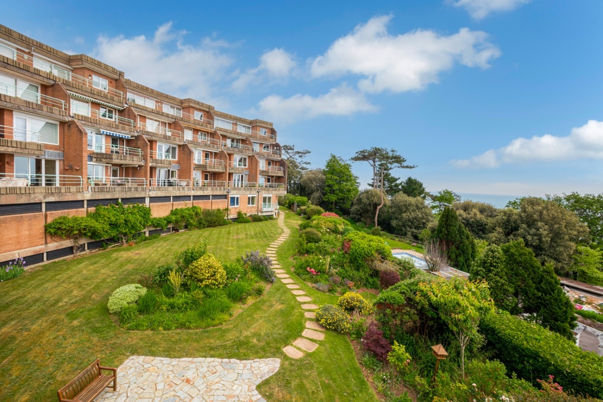 Crescent Higher Road Property for Sale in Torquay John Couch The Estate